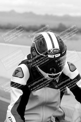 media/Mar-20-2023-Moto Forza (Mon) [[d0bbc59e78]]/Around the Pits/